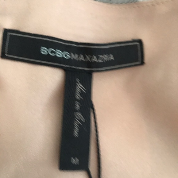 BCBG top NWT size M - Picture 5 of 5